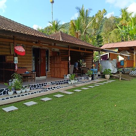 Gosela Homestay&Warung Munduk  Bagian luar foto