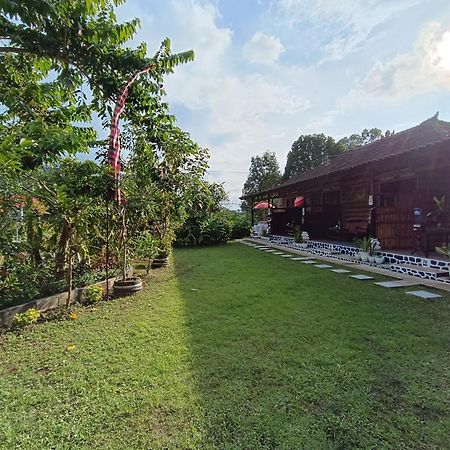 Gosela Homestay&Warung Munduk  Bagian luar foto